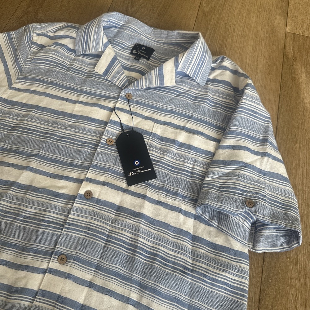 Ben‎ Sherman Men's SS Cork Button Up Blue Stripe Shirt Hawaiian Size Medium NEW